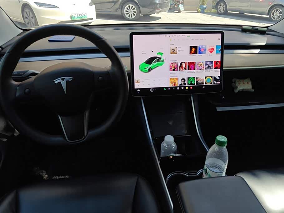 Tesla Model 3 Tesla Model 3