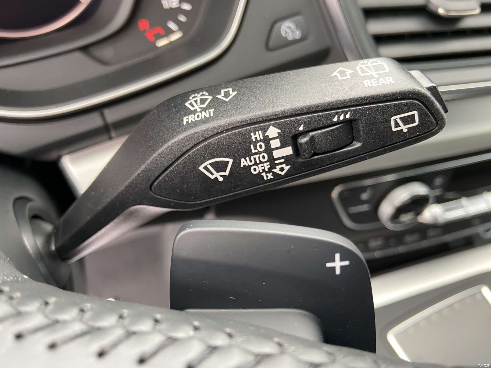 Audi Q5L, 2019 13