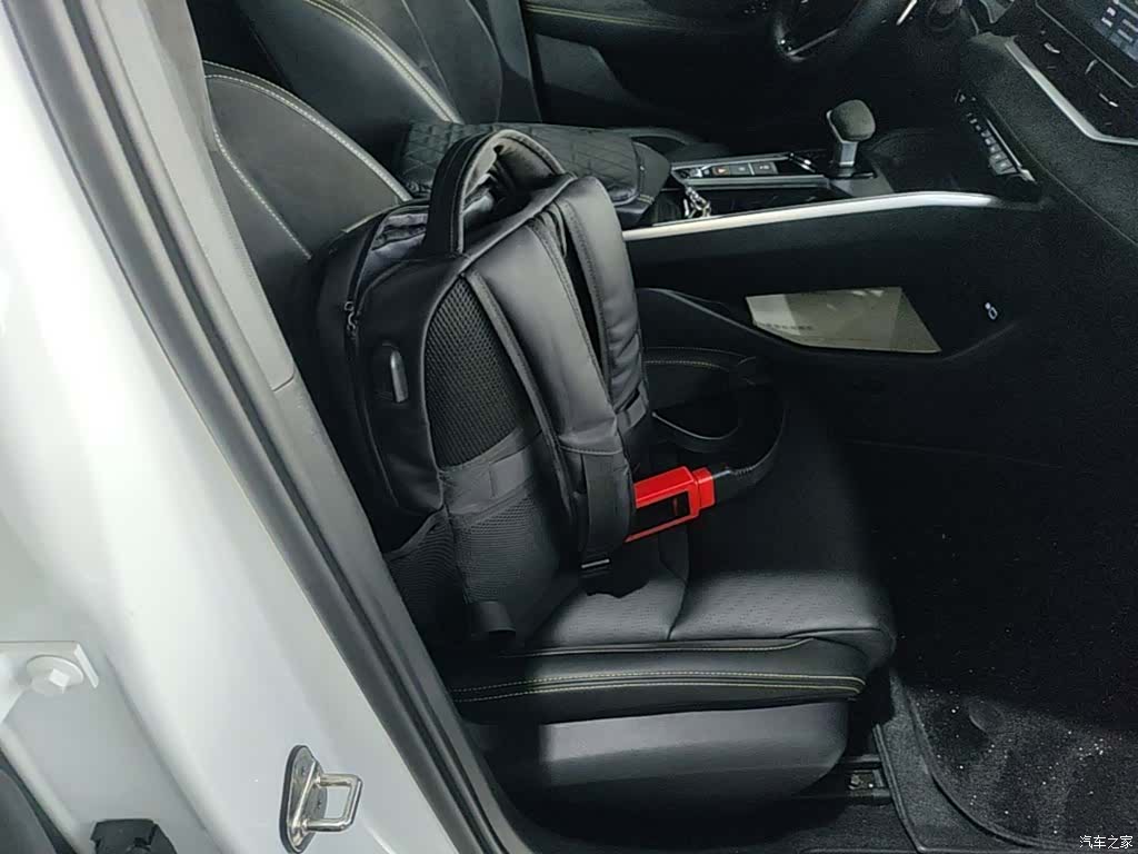 Geely Preface, 2022 25