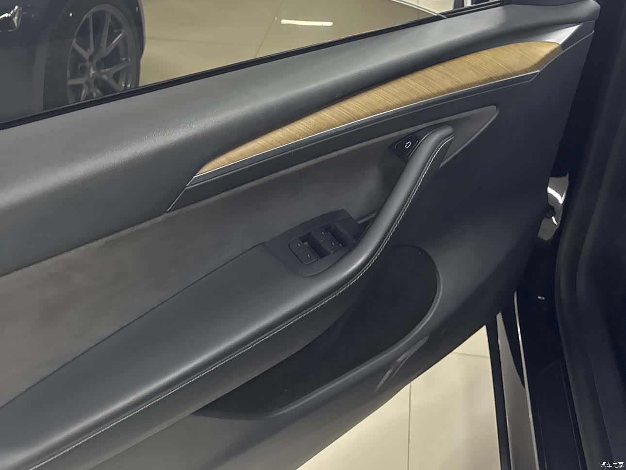 Tesla Model Y, 2021 11