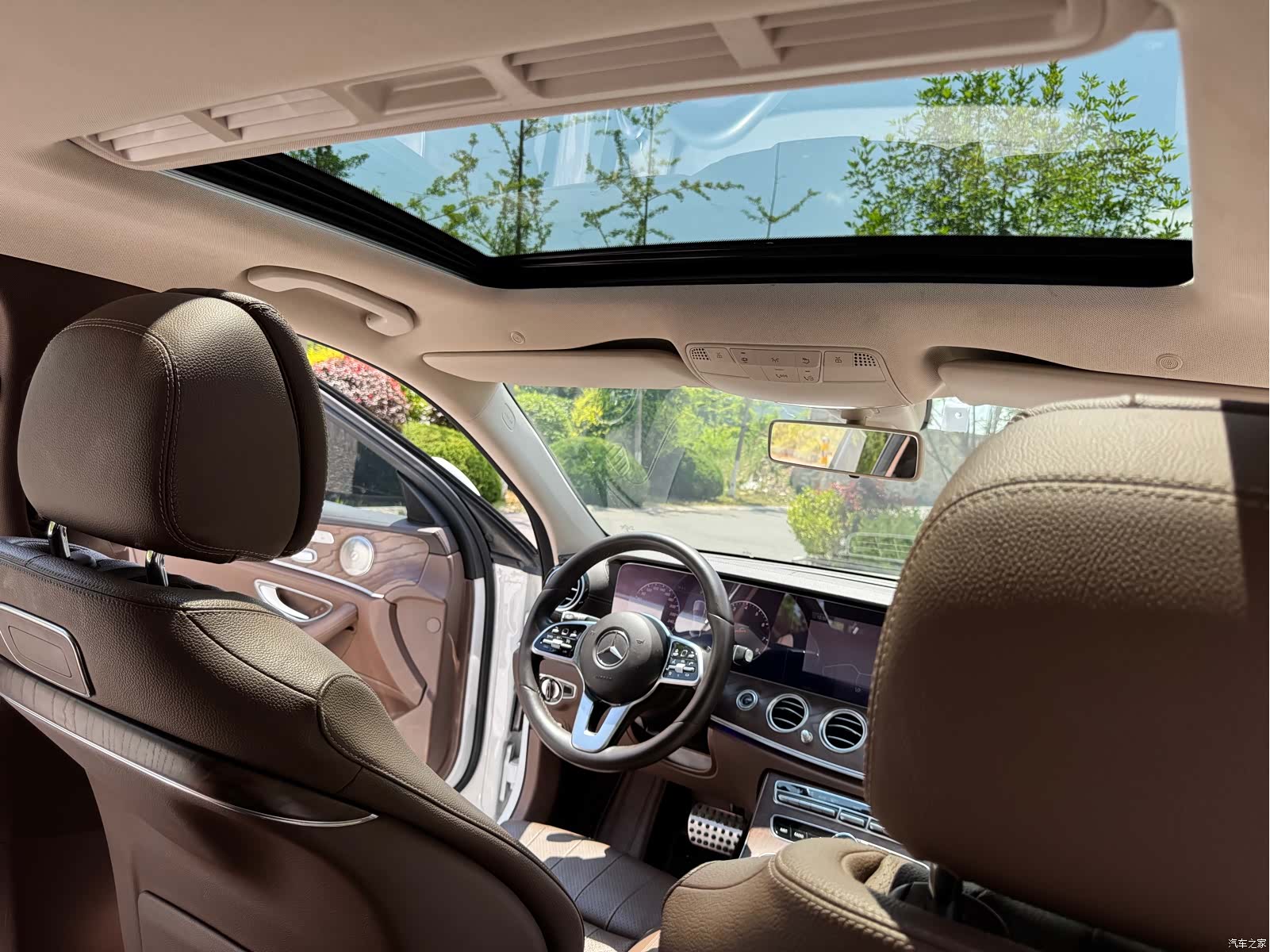 Mercedes-Benz E-Class, 2019 25