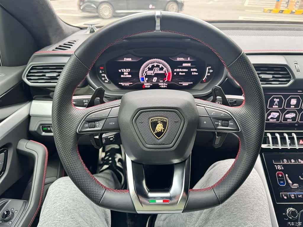 Lamborghini Urus, 2021 17