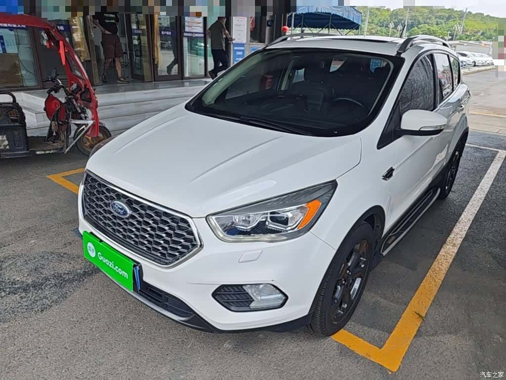 Ford Kuga, 2019 1