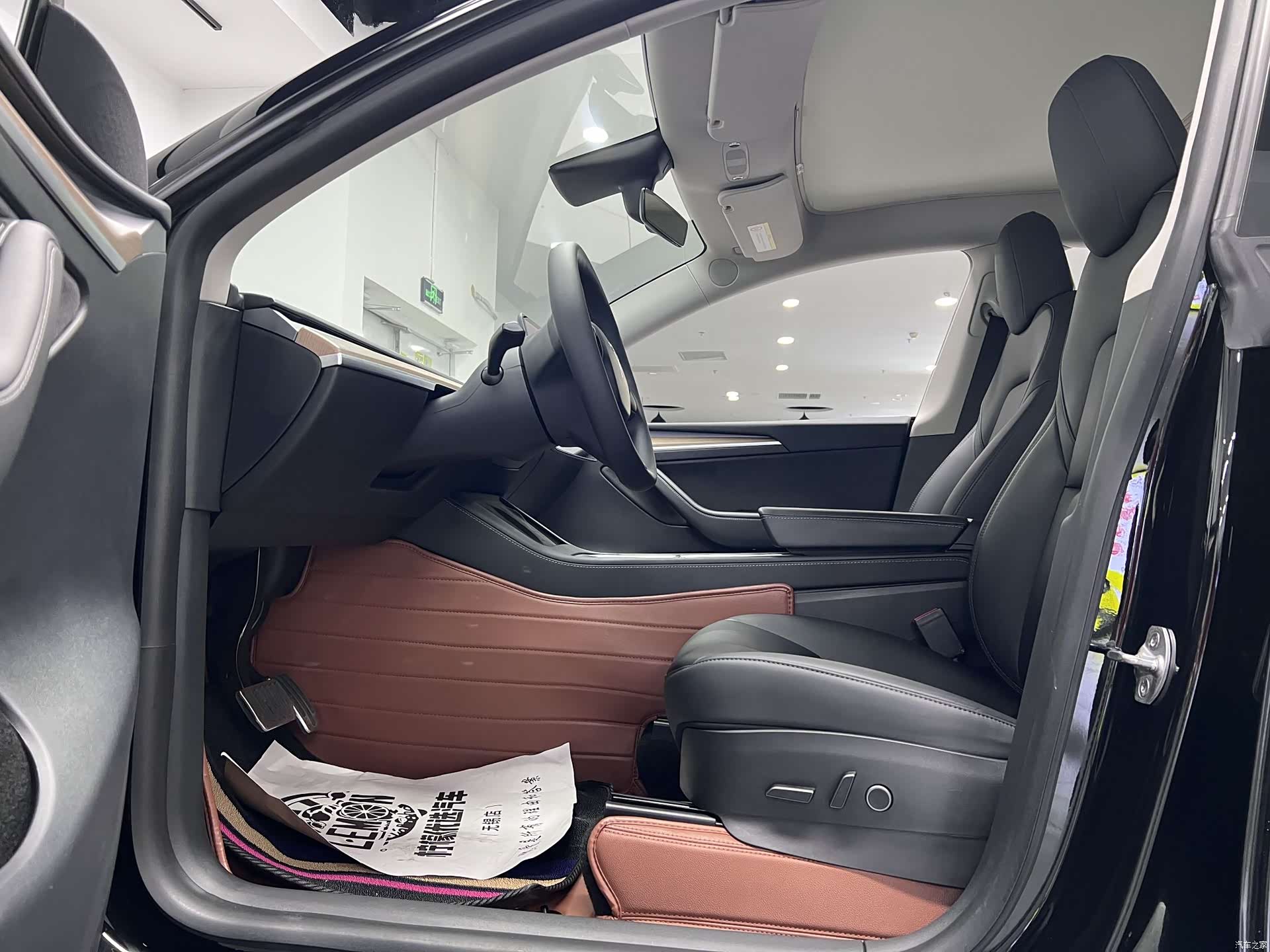 Tesla Model Y, 2021 20