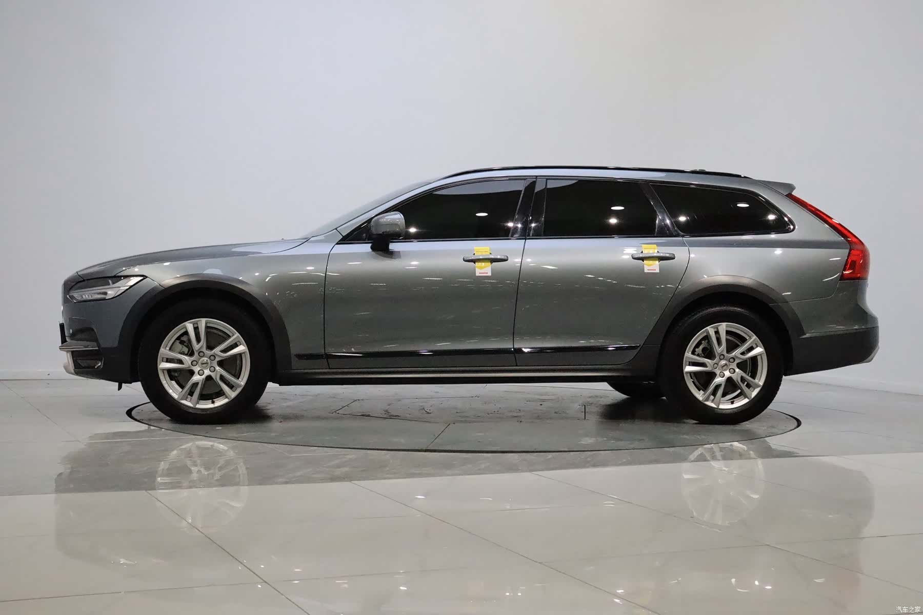 Volvo V90, 2019 7
