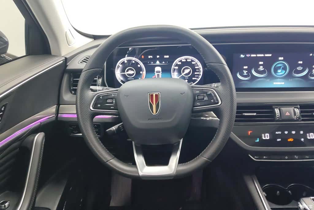 Hongqi HS5, 2023 15
