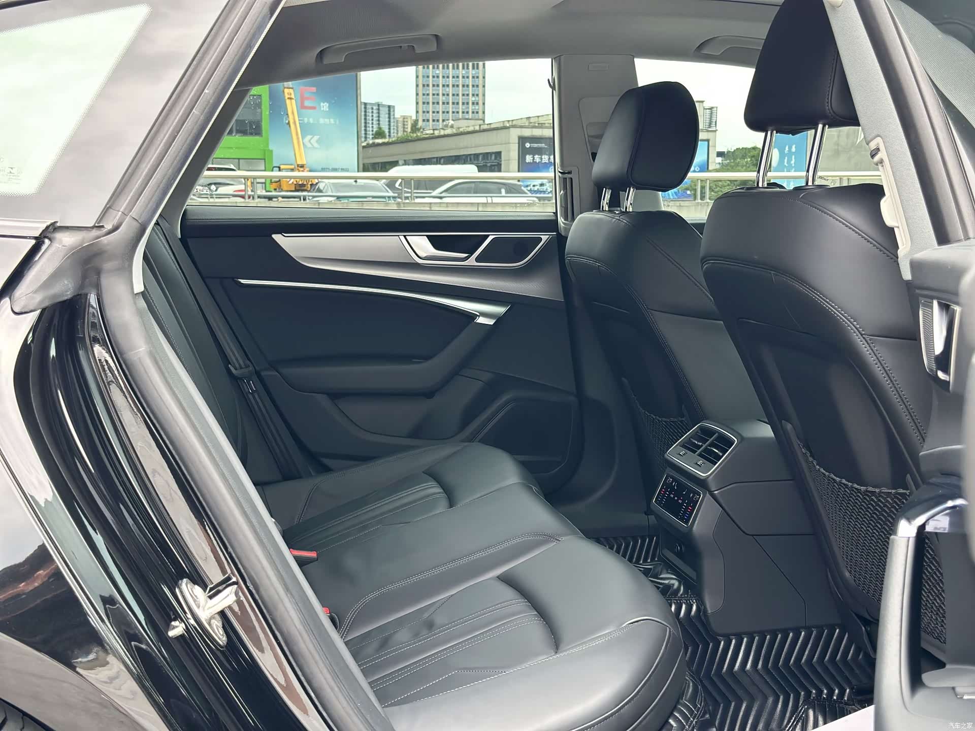 Audi A7, 2023 10