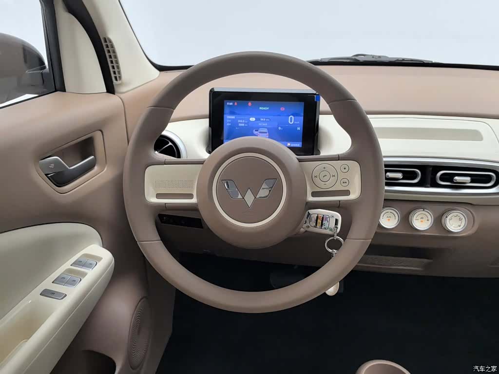Wuling MINIEV, 2025 11