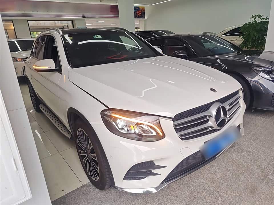 Mercedes-Benz GLC Mercedes-Benz GLC