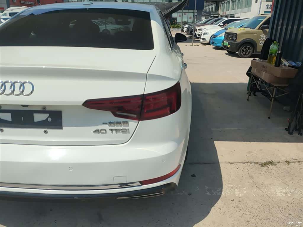 Audi A4L, 2019 8