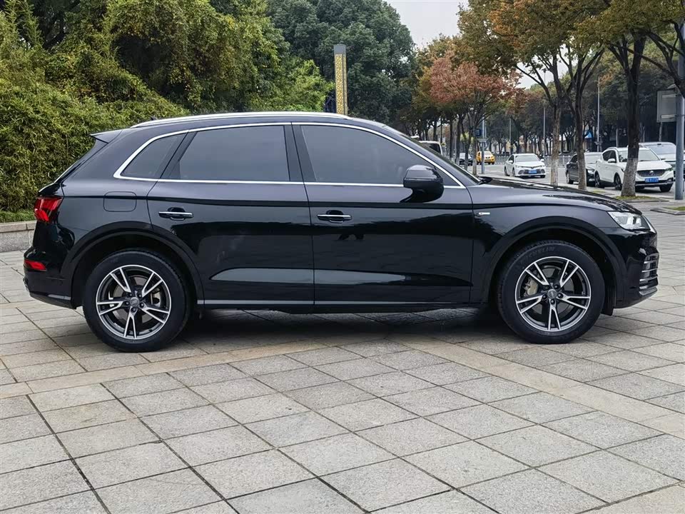 Audi Q5L