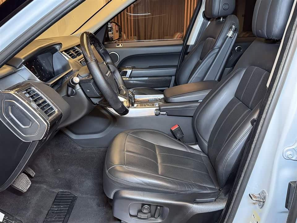 Land Rover Range Rover Sport Land Rover Range Rover Sport