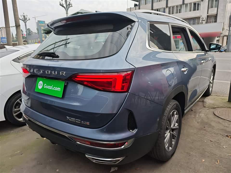 Jetour X90