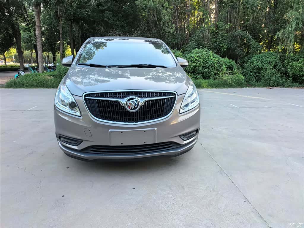 Buick GL8, 2020 3