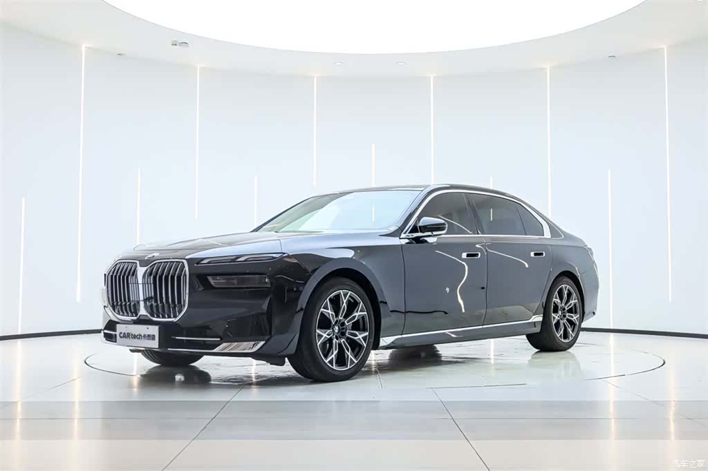 BMW 7 Series, 2024 1