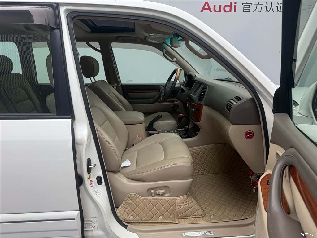 Lexus LX, 2006 20