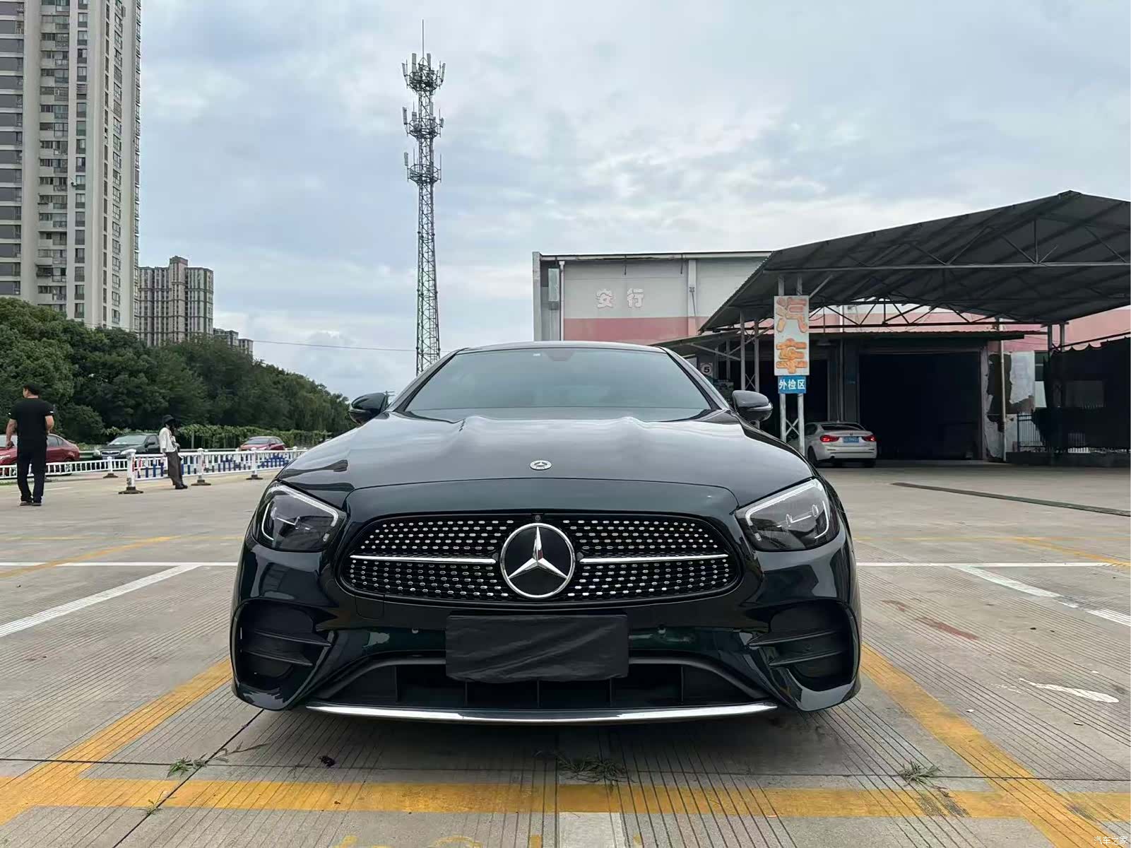 Mercedes-Benz E-Class, 2023 1