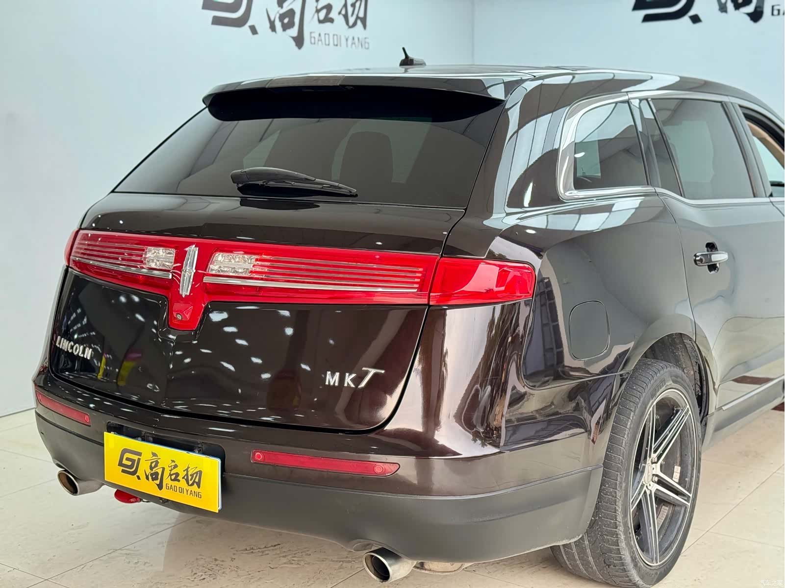 Lincoln MKT, 2014 24