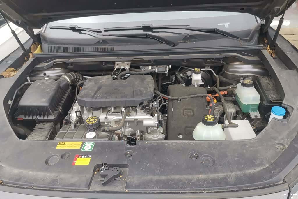 Wuling Starlight, 2024 10