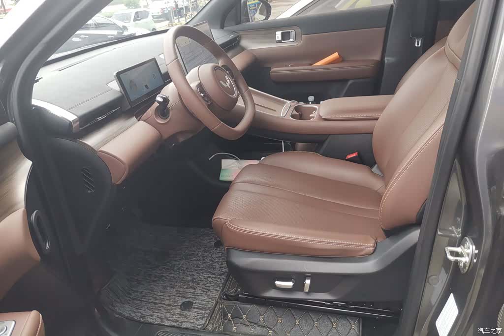 Wuling Starlight, 2024 9