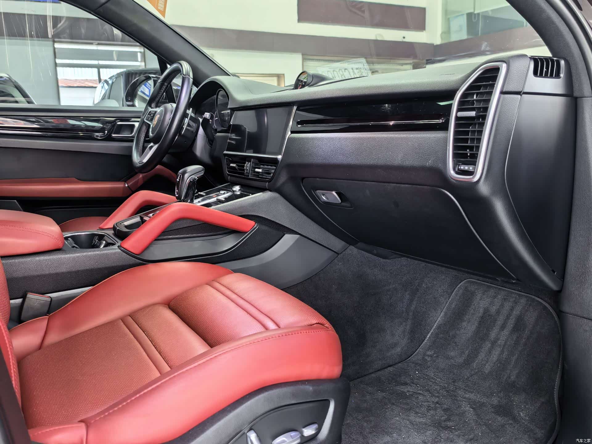 Porsche Cayenne, 2020 6