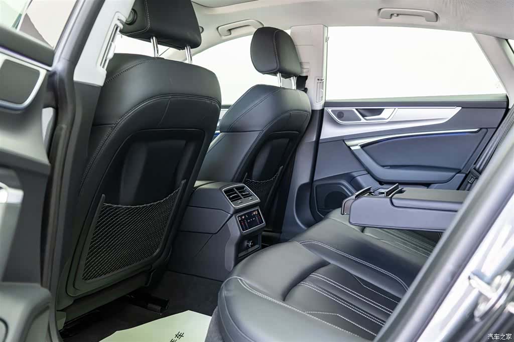 Audi A7, 2024 14