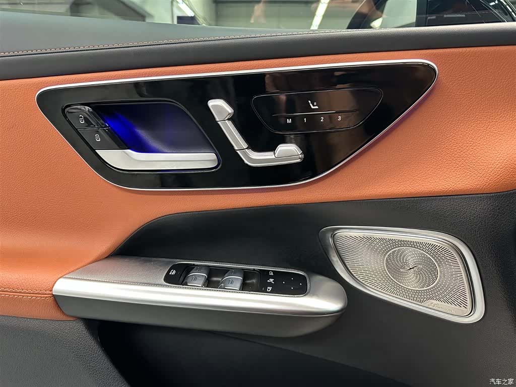 Mercedes-Benz GLC, 2024 4