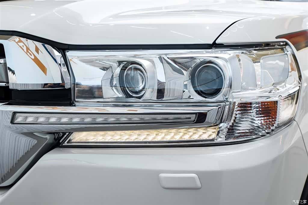 Toyota Land Cruiser, 2019 6