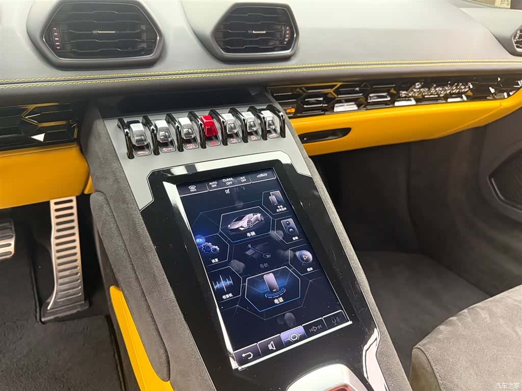 Lamborghini Huracán, 2024 8