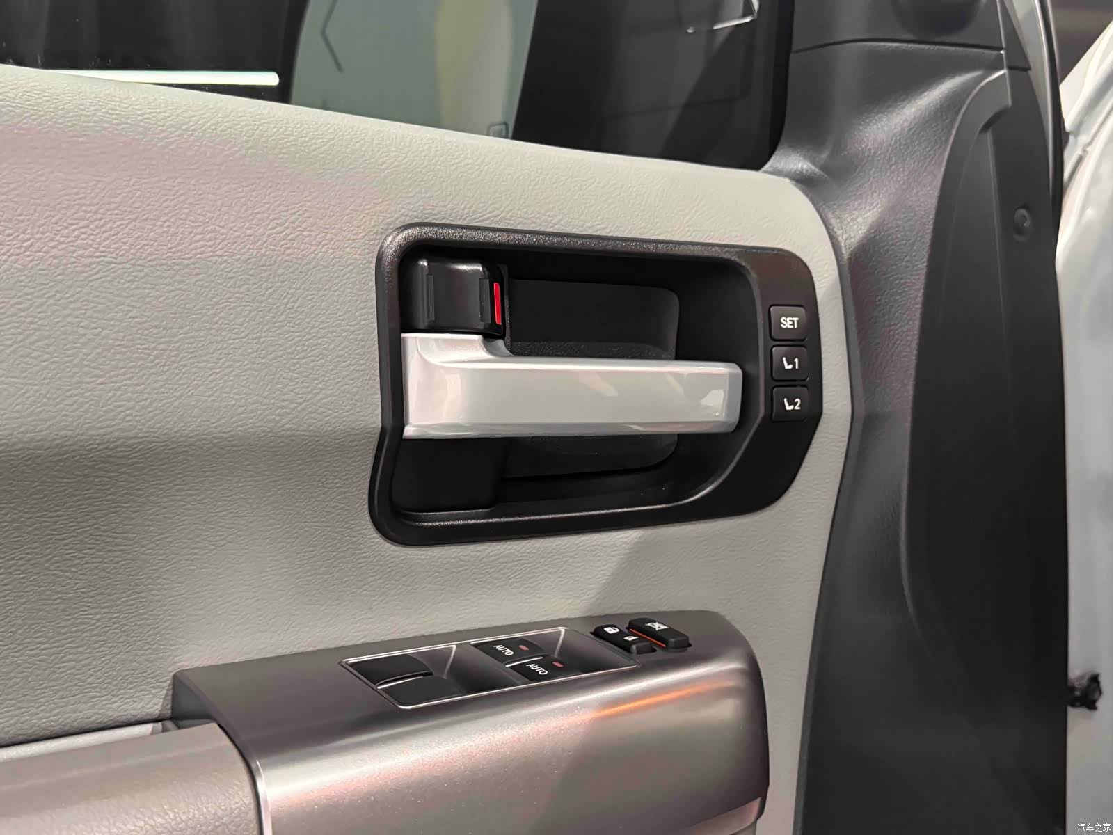 Toyota Sequoia, 2024 6