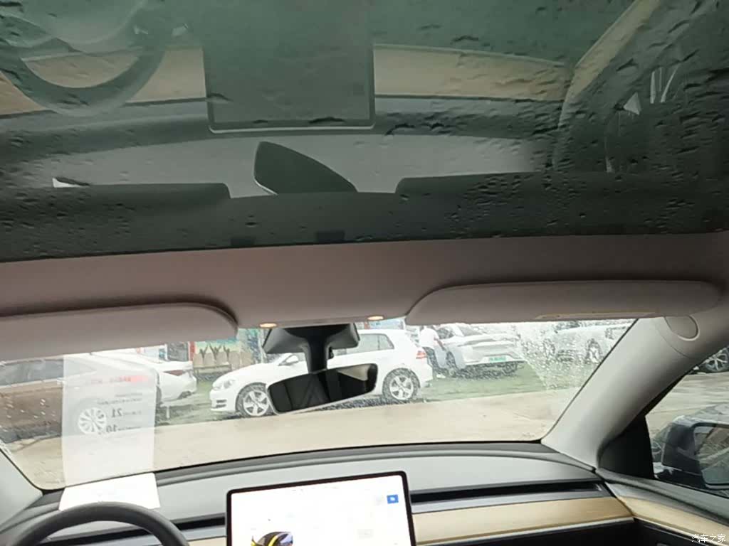 Tesla Model Y, 2021 18