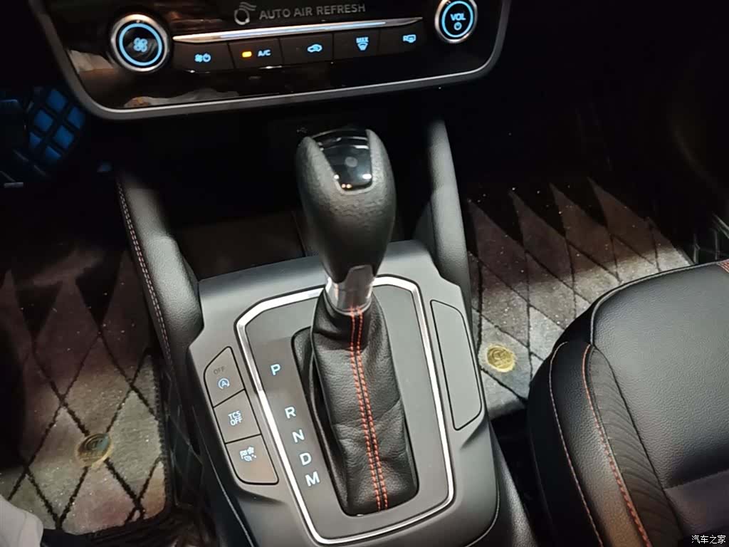 Ford Focus, 2023 14