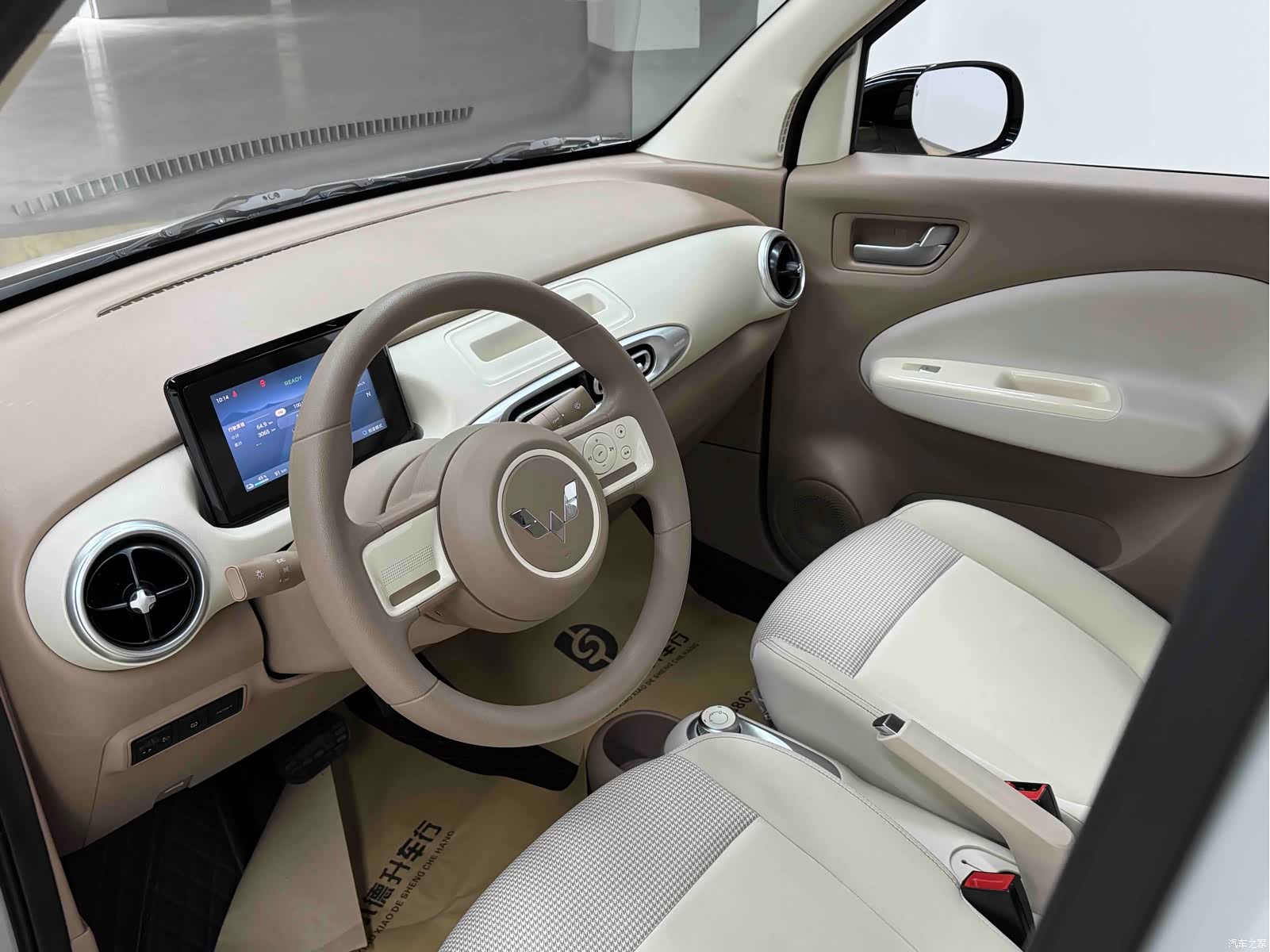 Wuling MINIEV, 2025 8