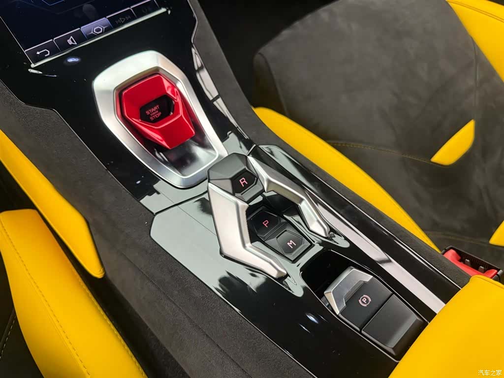 Lamborghini Huracán, 2024 7