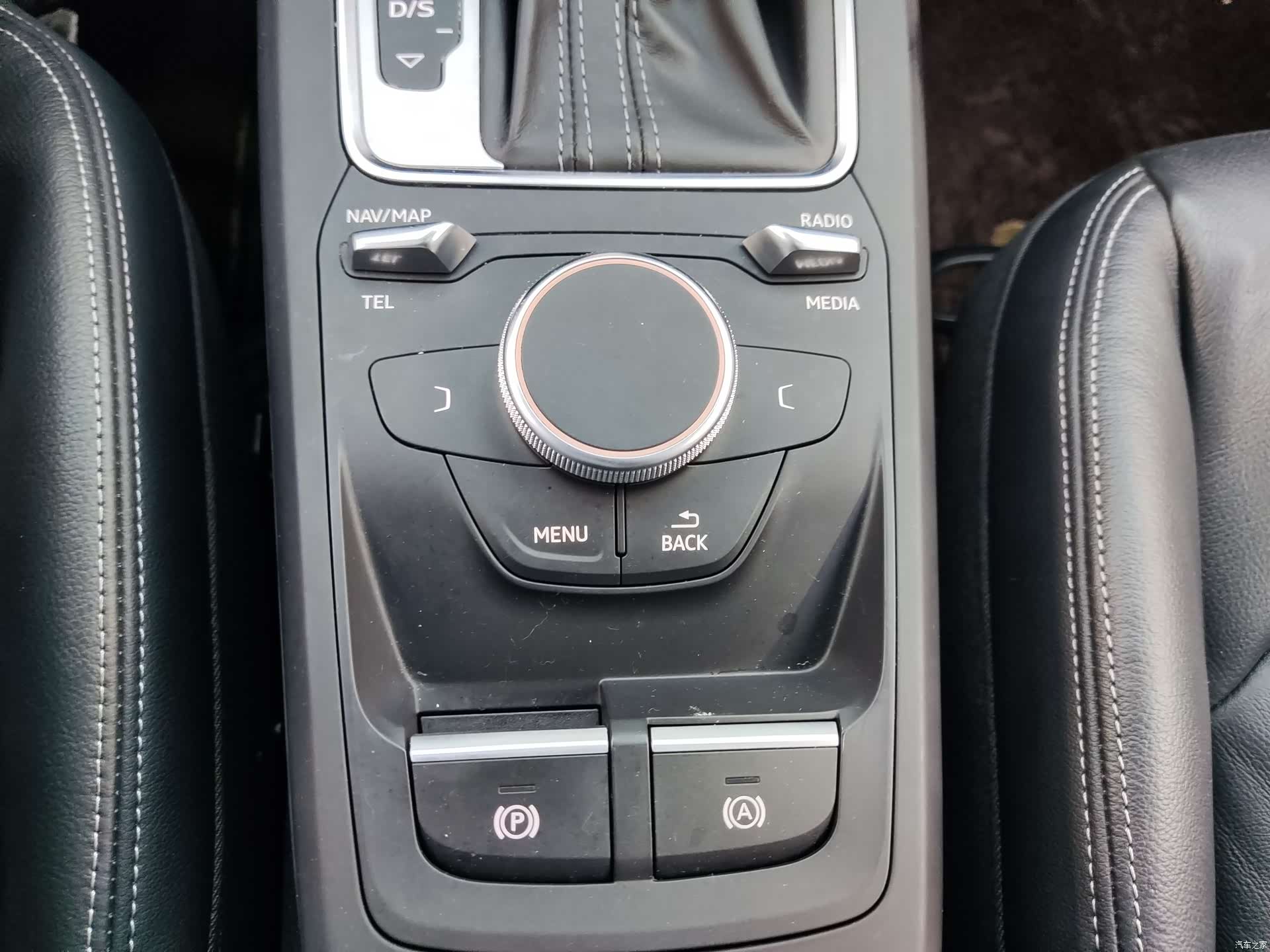 Audi Q2L, 2022 16