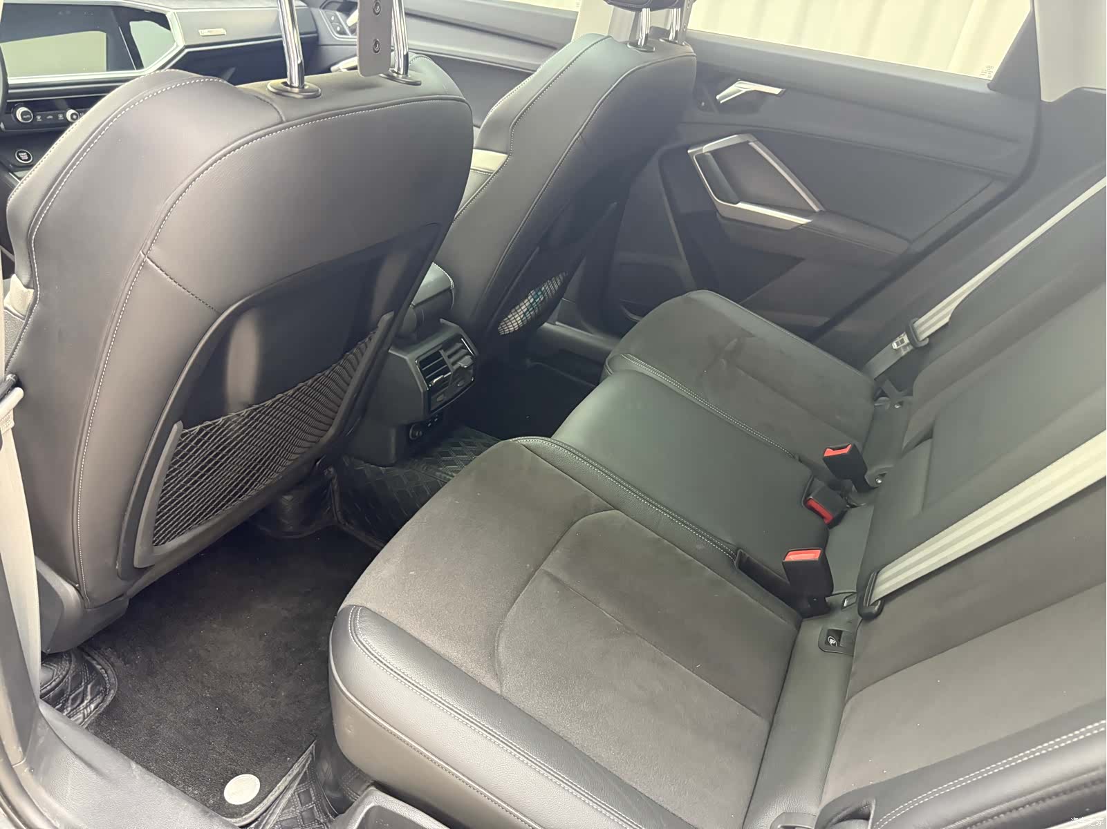 Audi Q3, 2023 16