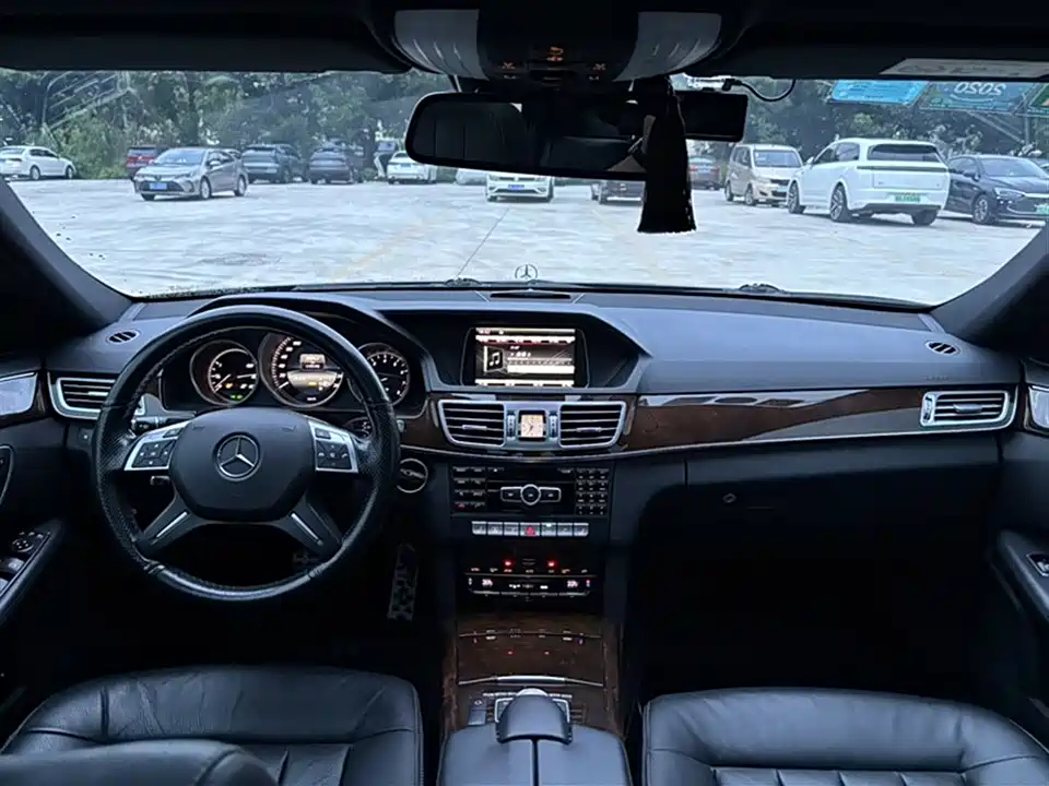 Mercedes-Benz E-class Mercedes-Benz E-class