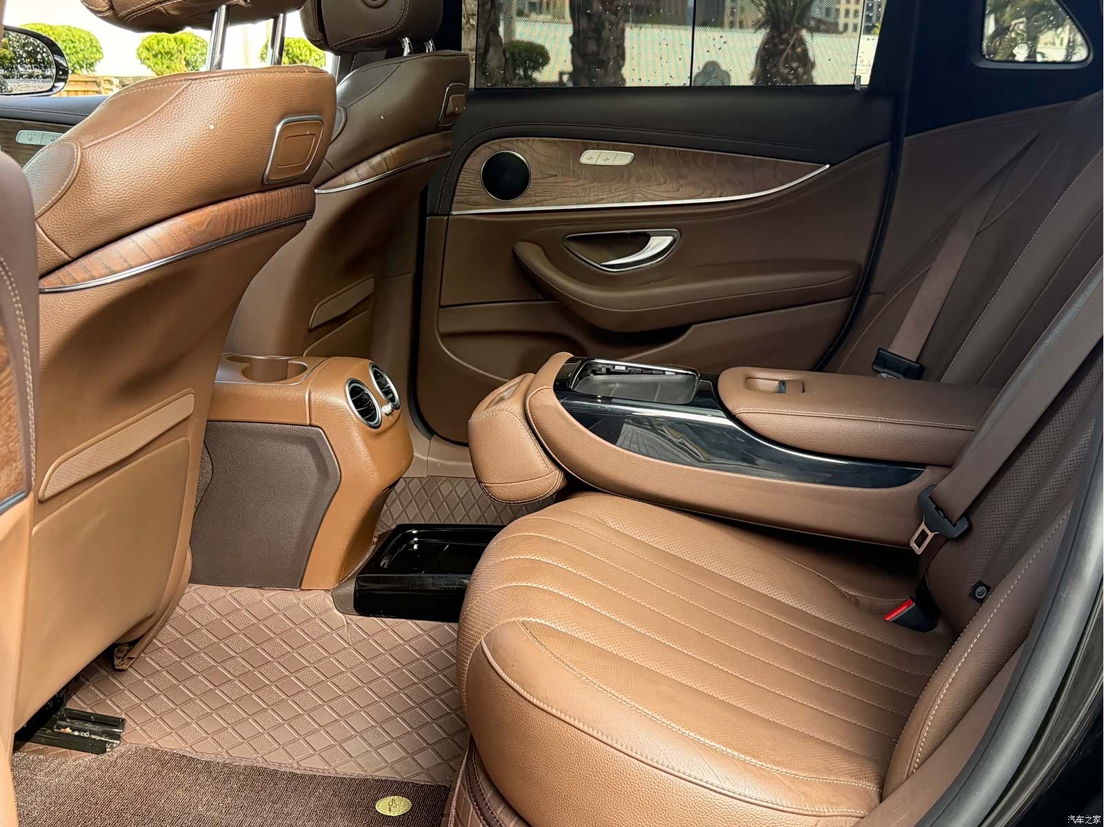 Mercedes-Benz E-Class, 2017 7