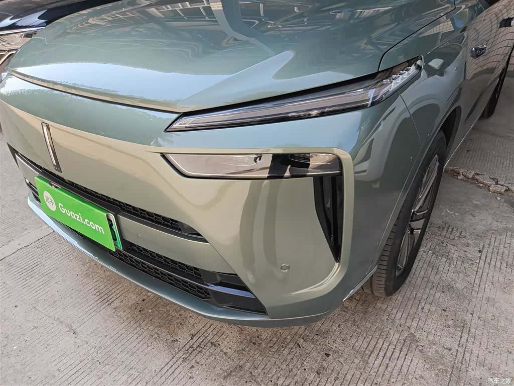 WEY Ultra, 2025 3