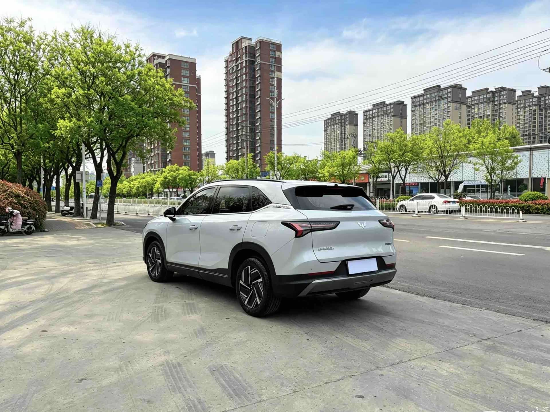 Wuling Starlight, 2024 8