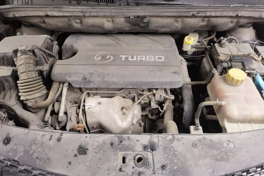 Wuling 730, 2017 10