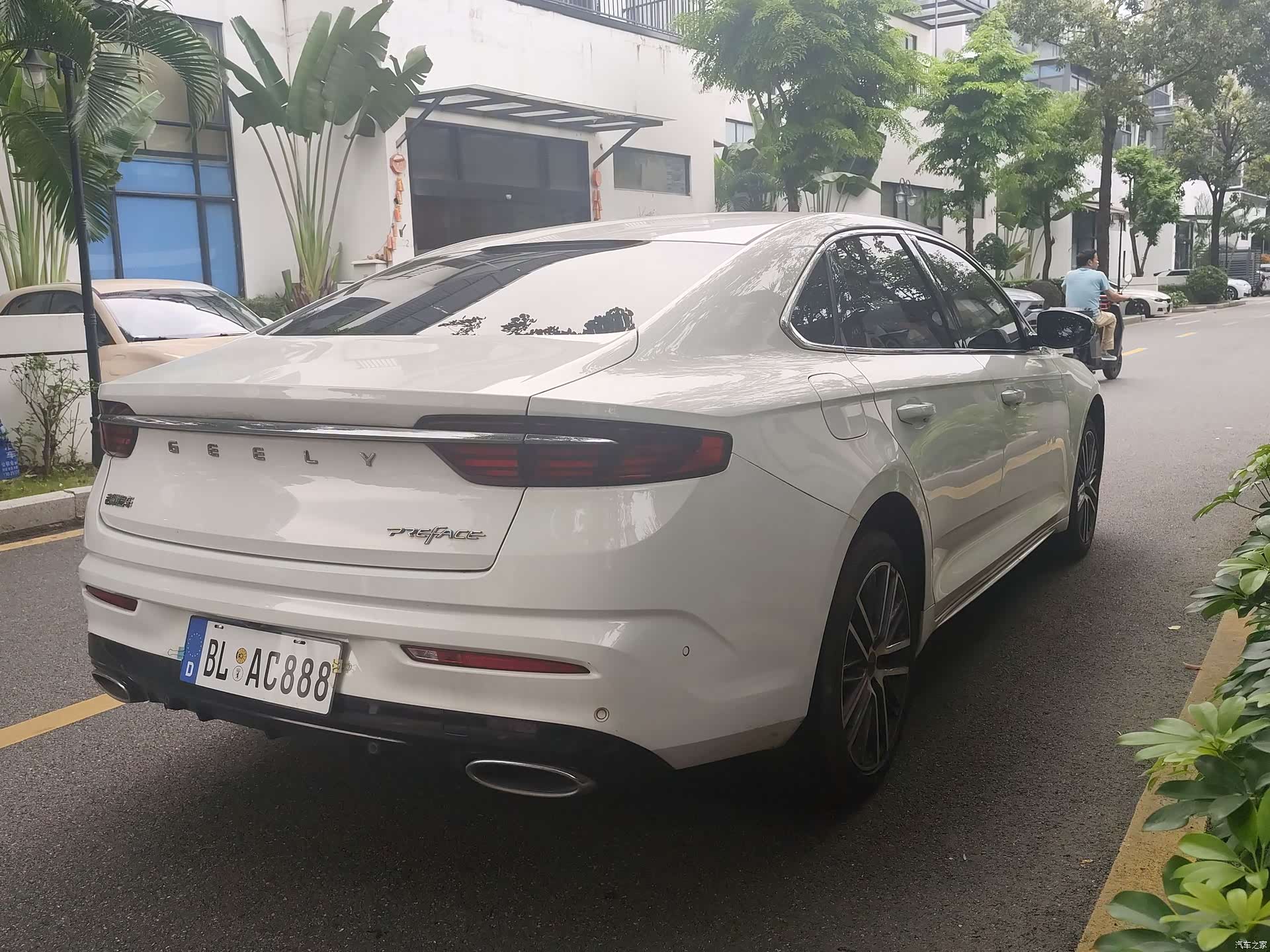 Geely Preface, 2022 28