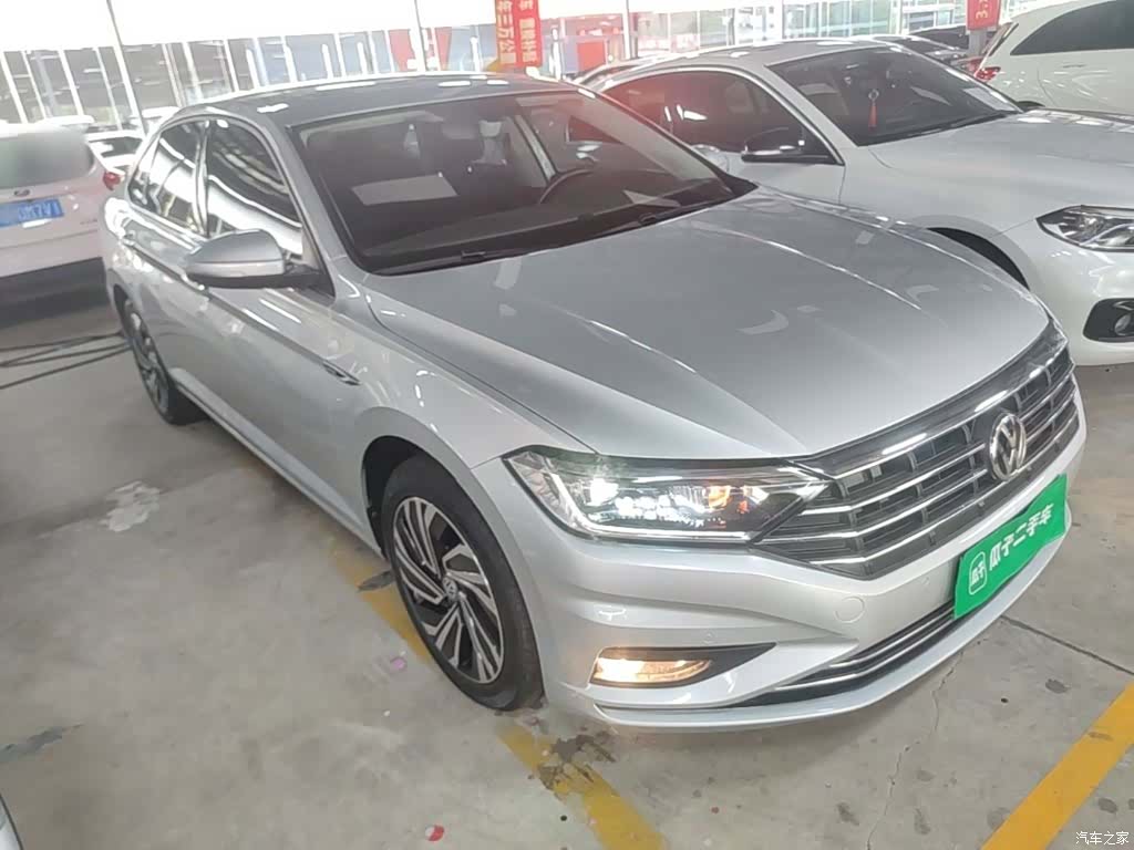 Volkswagen Sagitar, 2021 4
