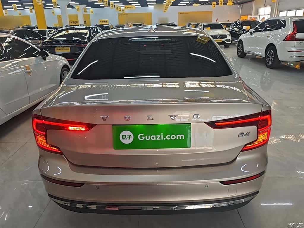 Volvo S60, 2024 6