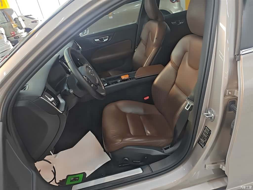 Volvo S60, 2024 15
