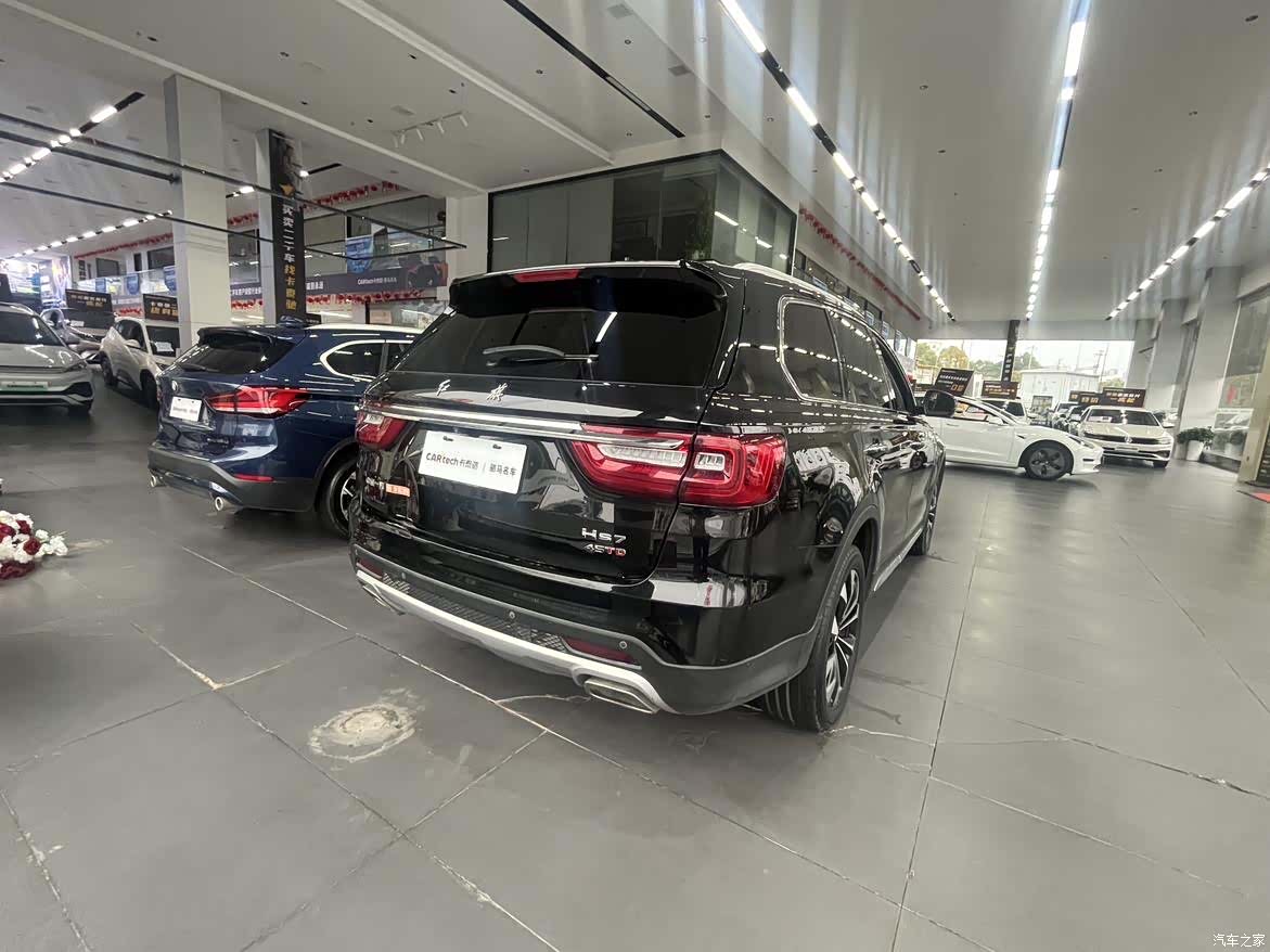Hongqi HS7, 2022 3