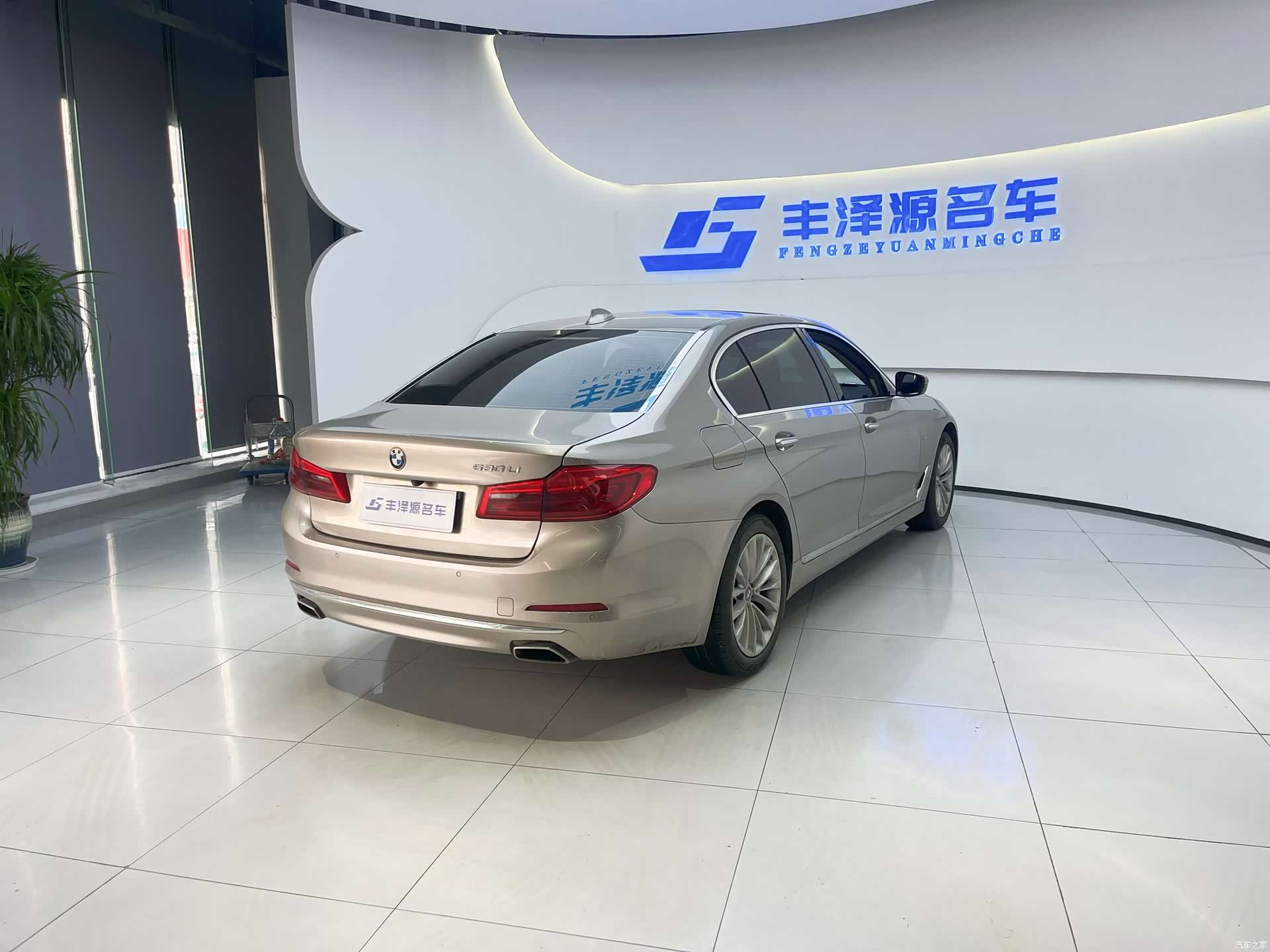 BMW 5 Series, 2018 4