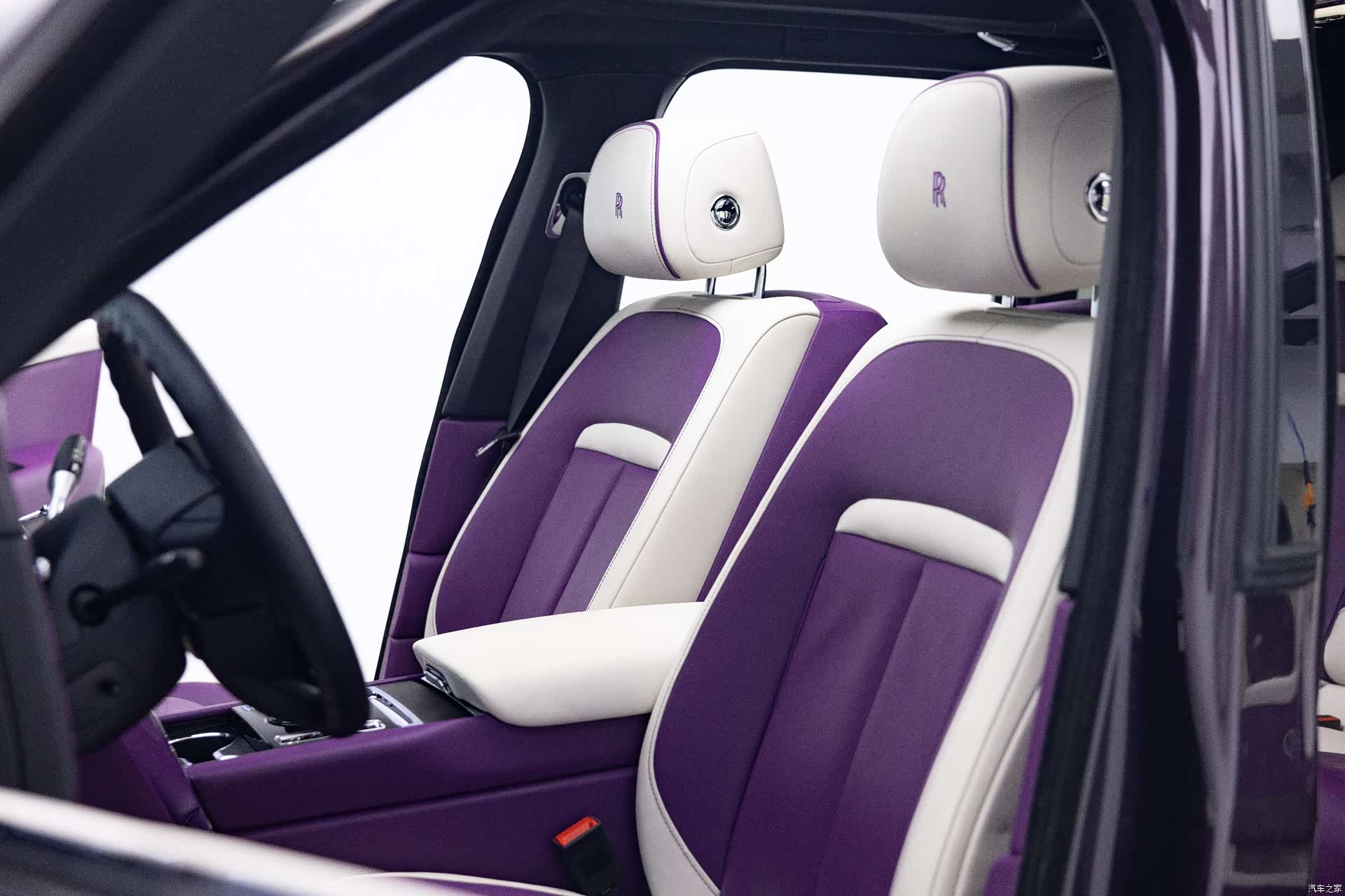 Rolls-Royce Cullinan, 2020 15