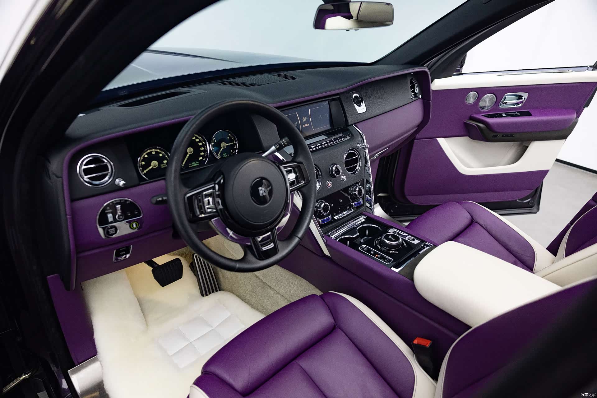 Rolls-Royce Cullinan, 2020 9