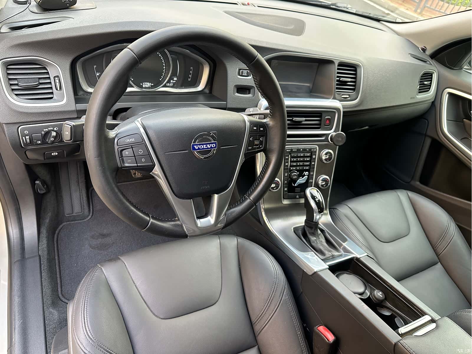 Volvo S60, 2015 12